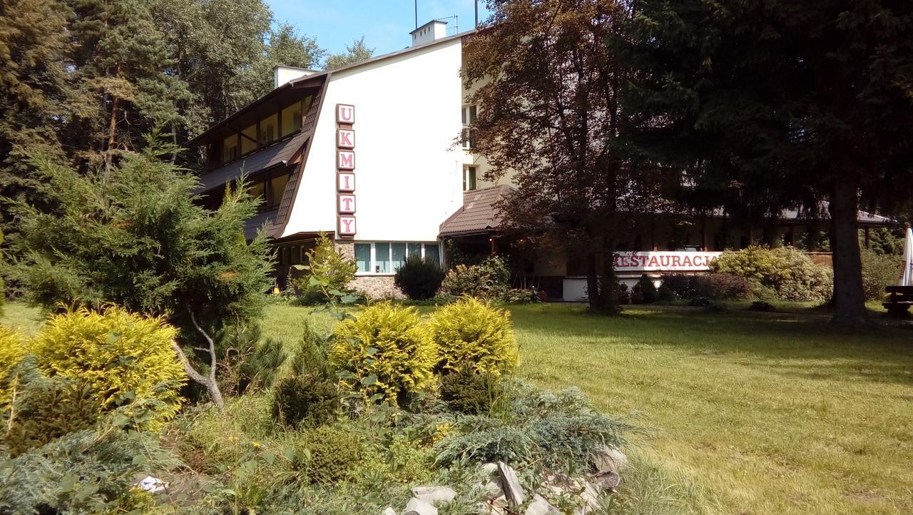 Zajazd U Kmity Postolow Exterior photo
